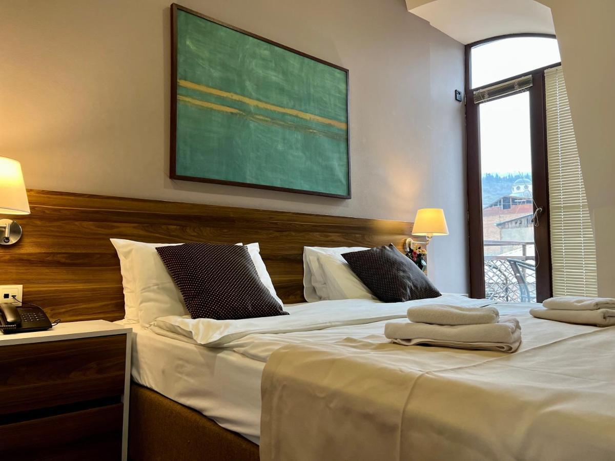 Point Hotel Tbilisi Exterior foto