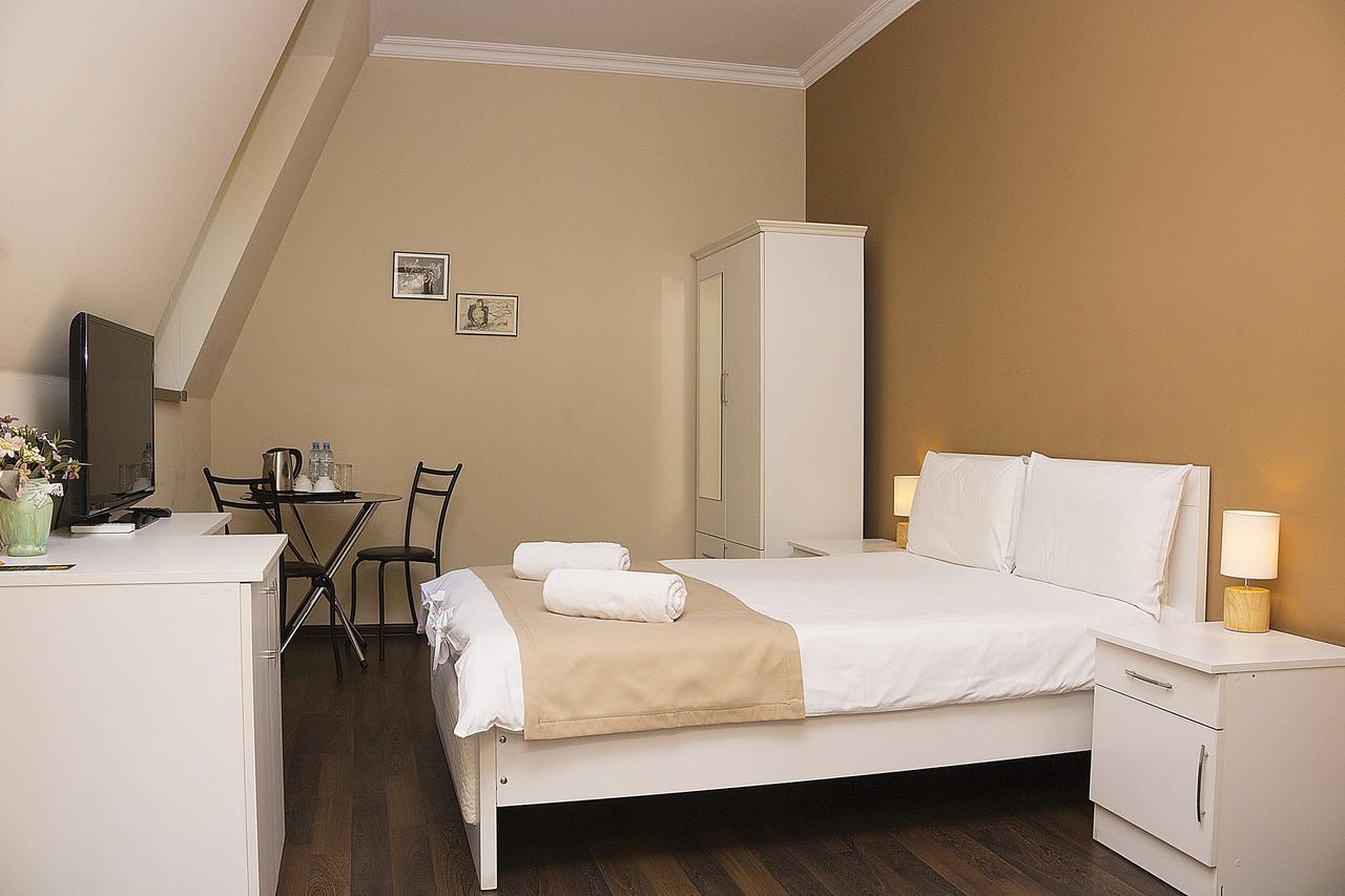 Point Hotel Tbilisi Exterior foto
